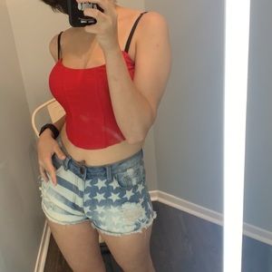 Meet your Posher, Tiffany